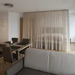Апартаменты Relaxed Urban Living - Und Boardinghouse 4*