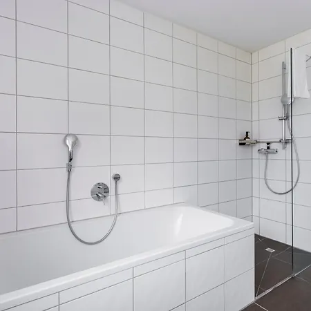 Relaxed Urban Living - Und Boardinghouse Apartment 4*