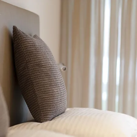 Relaxed Urban Living - Und Boardinghouse Apartment Dornbirn