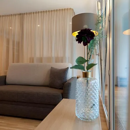 Relaxed Urban Living - Und Boardinghouse Apartman Dornbirn